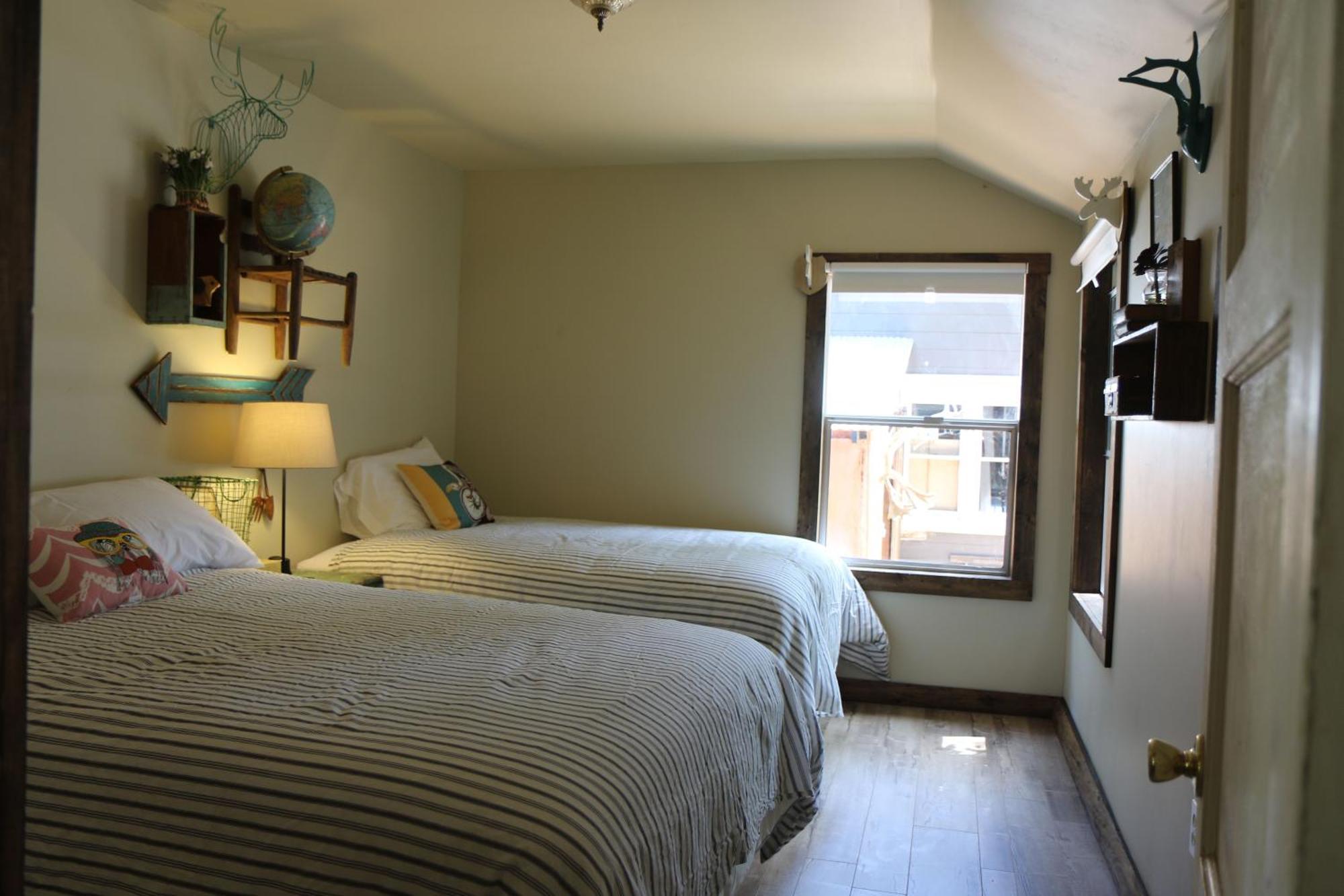 Miner'S Camp Motel Foresthill Bagian luar foto