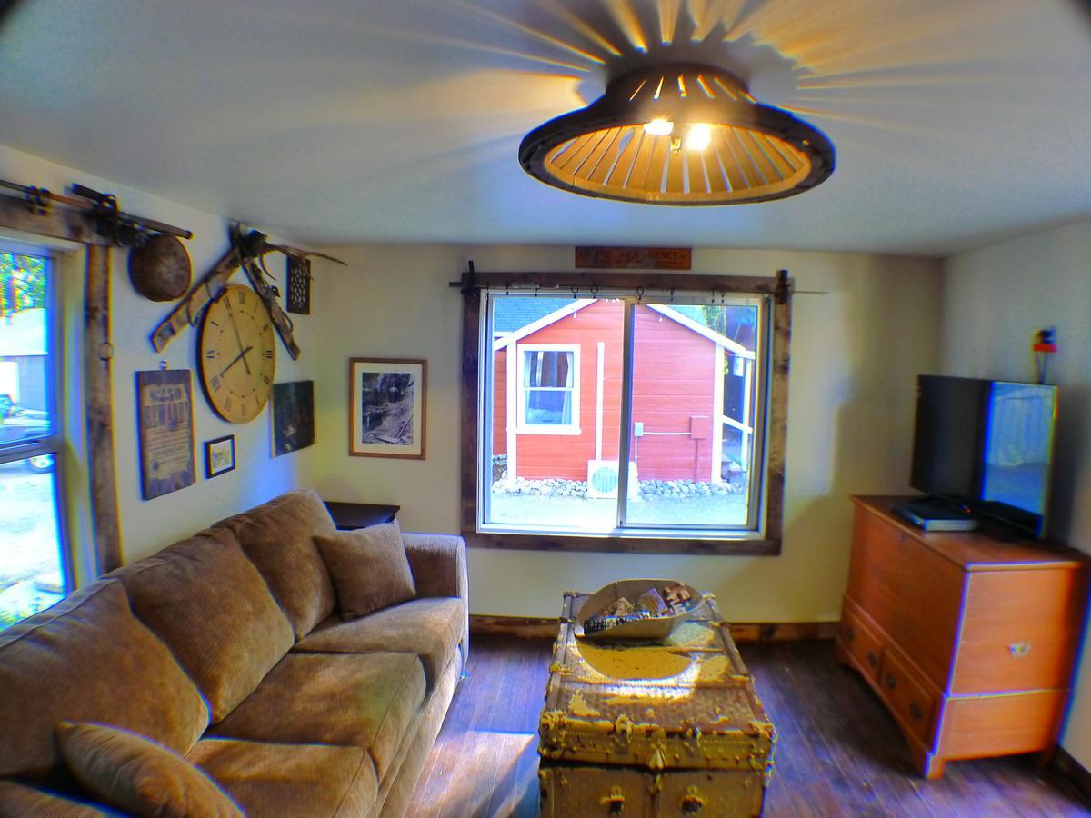 Miner'S Camp Motel Foresthill Bagian luar foto
