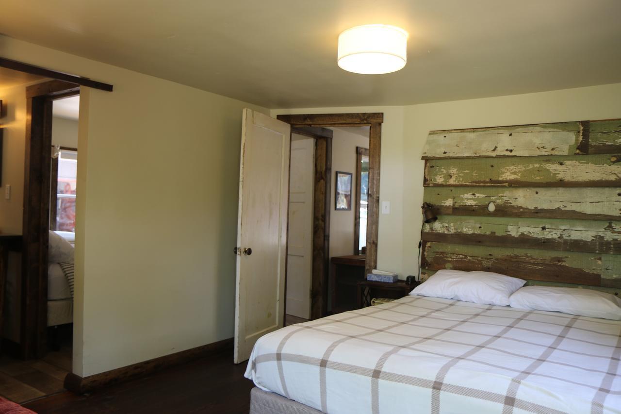 Miner'S Camp Motel Foresthill Bagian luar foto